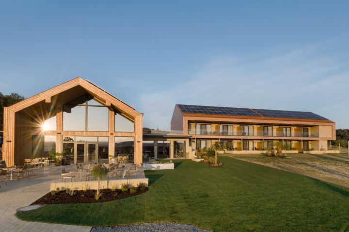 EventArium und 4-Sterne-Zubau beim JUFA Hotel Neutal