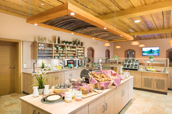 Frühstücksbuffet – hier startet der Tag gemütlich. (c) JUFA Hotels